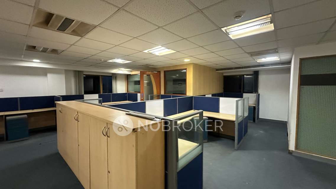 Office Space in Nalli Silk Sarees At Adyar, Chennai for Rent 