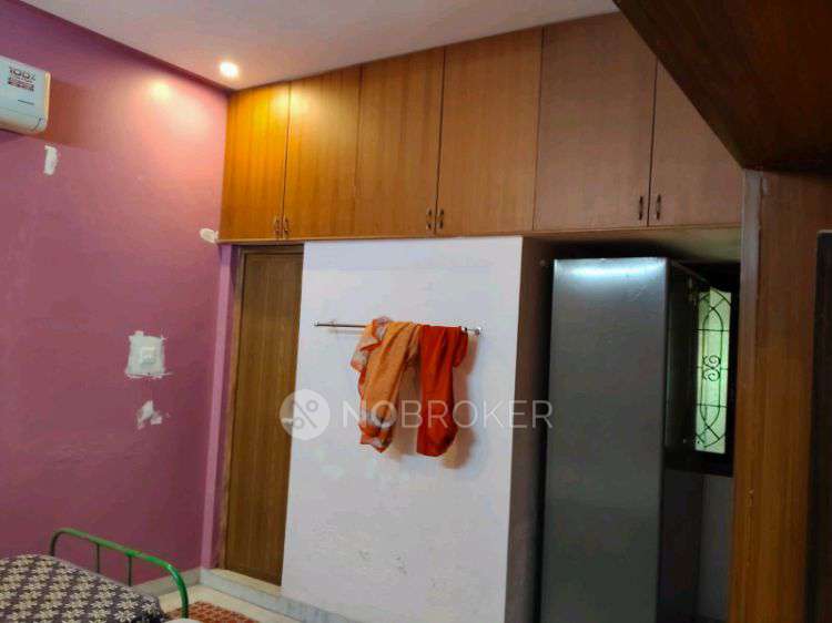 2 BHK House for Lease  In Thoraipakkam
