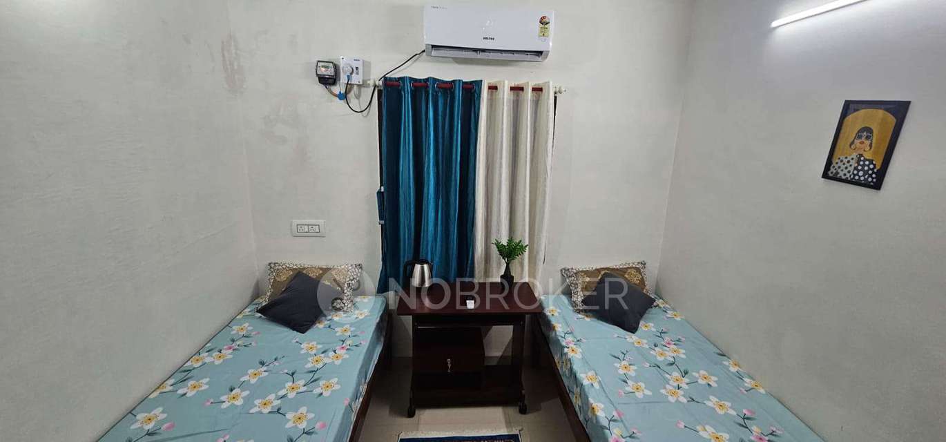 PG for Girls in 212, Seevaram, Thoraipakkam, Chennai, Tamil Nadu 600097, India