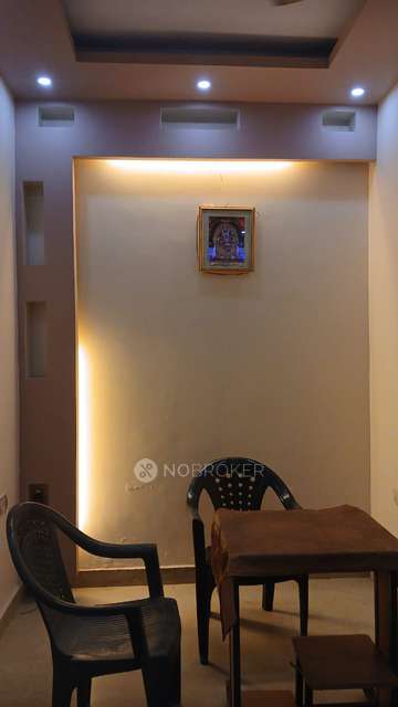 Shop in Rani Bagh, Delhi for sale 