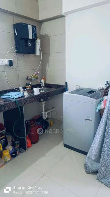 Shared Room for Female In 1 BHK  In Geras Shrishti In Wagholi