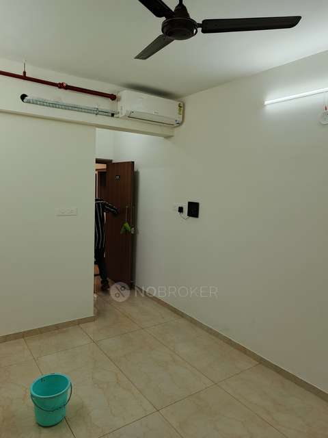 2 BHK Flat In Shapoorji Pallonji Bkc 28, Bandra East For Sale  In Bandra East