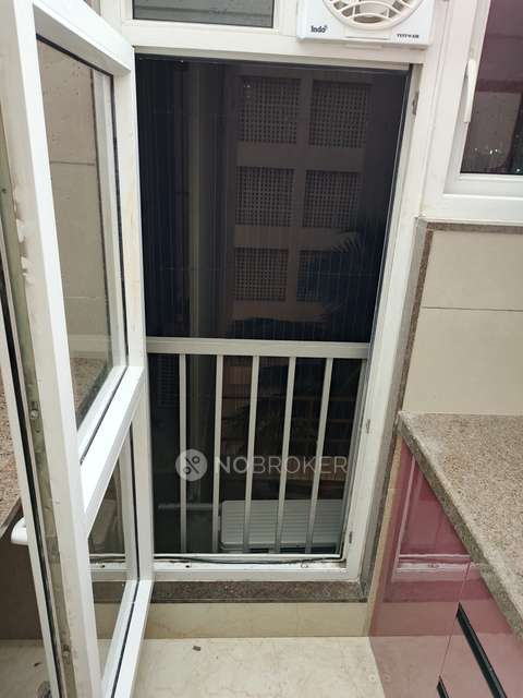 2 BHK Flat In Shapoorji Pallonji Bkc 28, Bandra East For Sale  In Bandra East