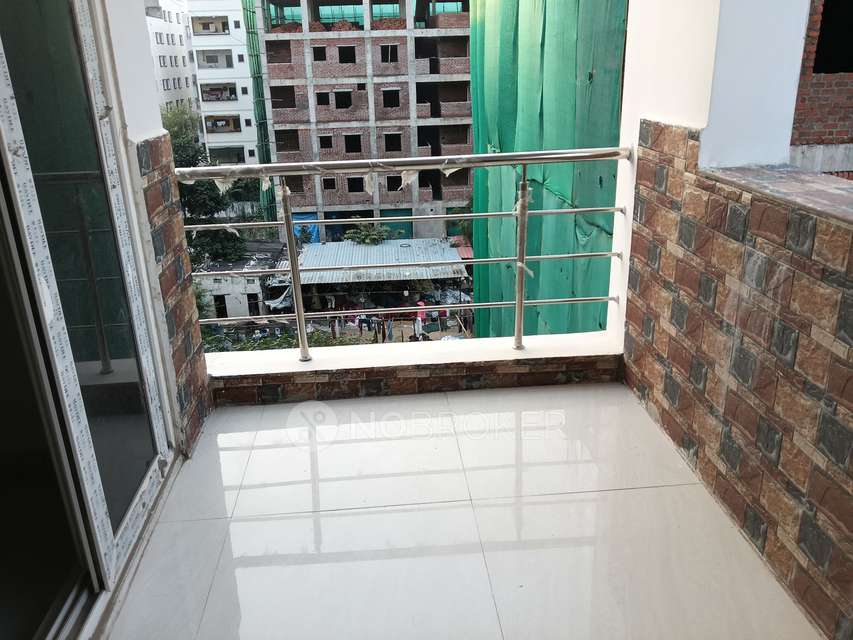 3 BHK Flat In Saptarishi  Nilayam For Sale  In Kaithalapur