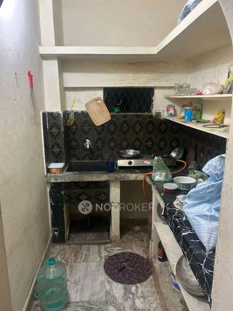 Single Room for Male In 1 BHK  In Sreelatha Nilayam In Sree Mansion Apartment