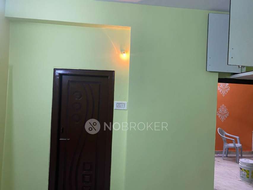1 BHK Flat In Chandra Reddy Residency For Sale  In Select Talkies Ln