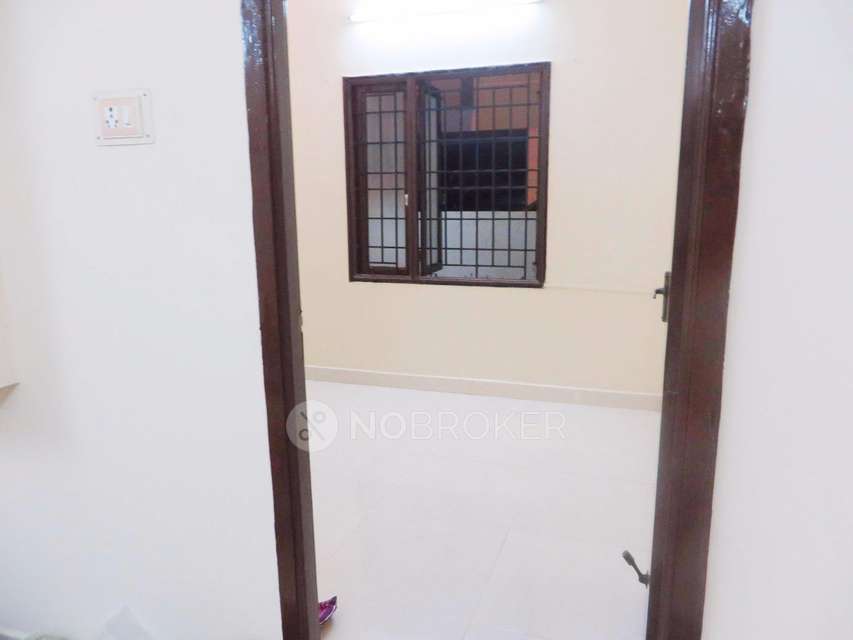2 BHK Flat In Thamarai Flat For Sale  In Madipakkam