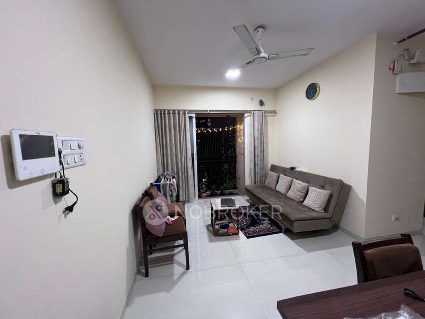1 BHK Flat In Vijay Orovia For Sale  In Ghodbunder Road, Thane