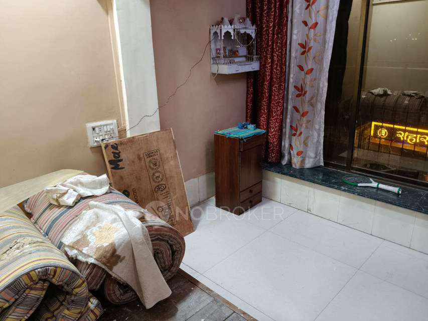 2 BHK Flat In Navjeevan Society Chembur for Rent  In Navjeevan Society