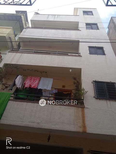 Shared Room for Female In 1 RK  In  Warje