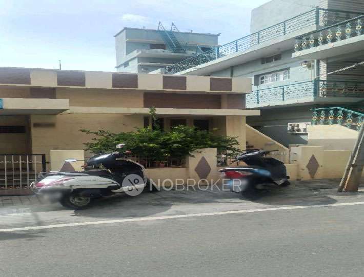 PG for Girls in Tumakuru