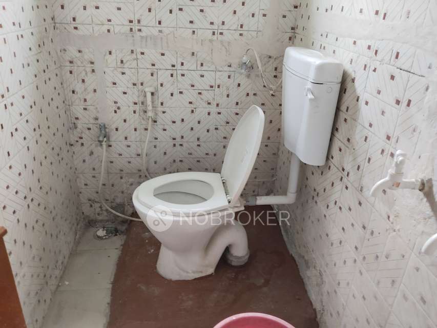 2 BHK Flat In Sai Krupa Complex For Sale  In Kachiguda