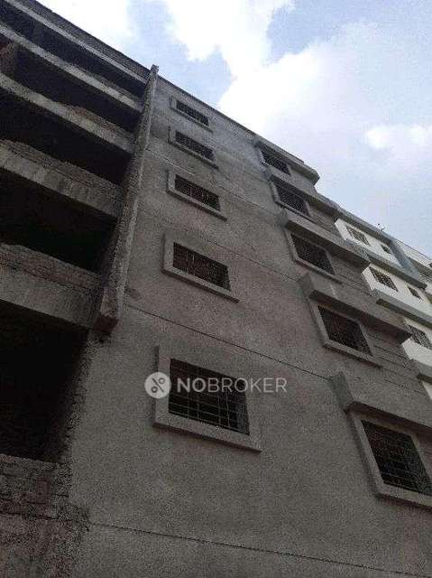 2 BHK Flat In Stndalone Building For Sale  In Manjari Budruk