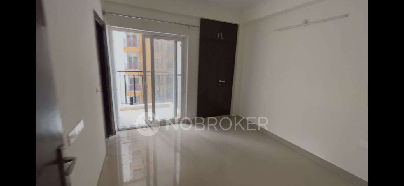 3 BHK Flat In Amrapali Tropical Garden, Tech Zone Iv for Rent  In Tech Zone Iv