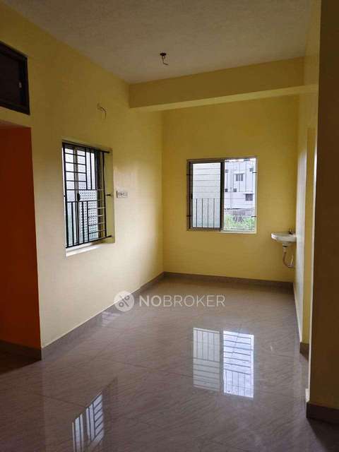 2 BHK Flat In Standalone For Sale  In Thirumullaivoyal