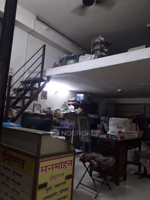 Shop in Crawford Market, Mumbai for sale 