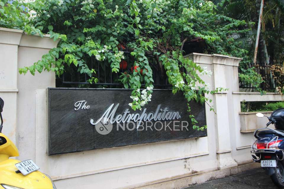 3 BHK Flat In Metropolitan Apartments, Pulkeshi Nagar For Sale  In Pulkeshi Nagar