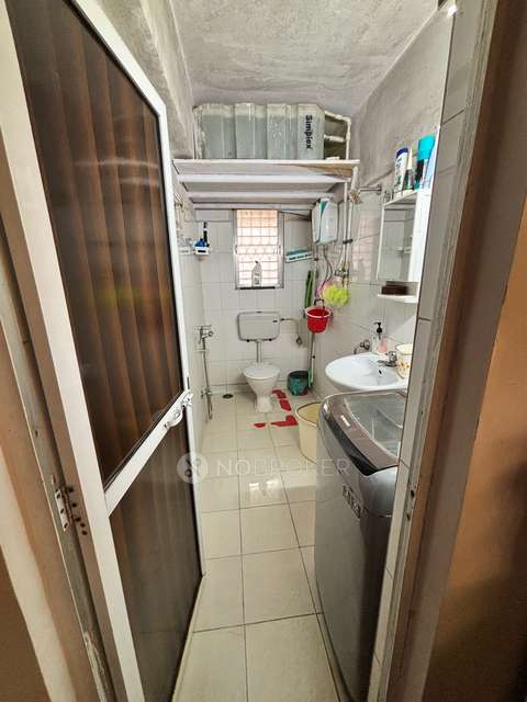 2 BHK Flat In Pushpa Apartments Naigaon East For Sale  In Naigaon East