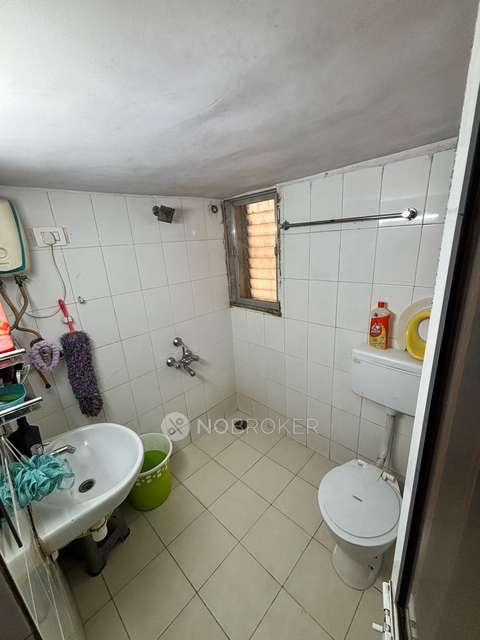 2 BHK Flat In Pushpa Apartments Naigaon East For Sale  In Naigaon East