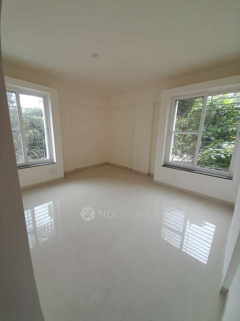 Commercial Property in Model Colony, Shivaji Nagar, Pune for sale 