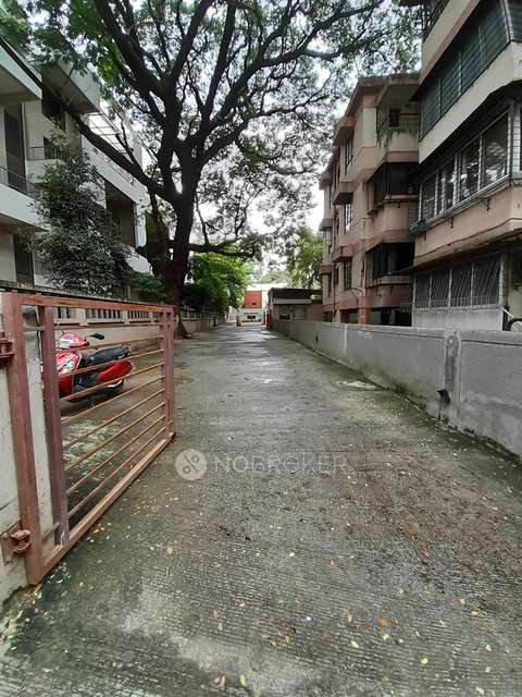 Commercial Property in Model Colony, Shivaji Nagar, Pune for sale 