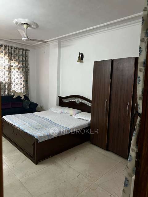 PG for Girls in Patel Nagar