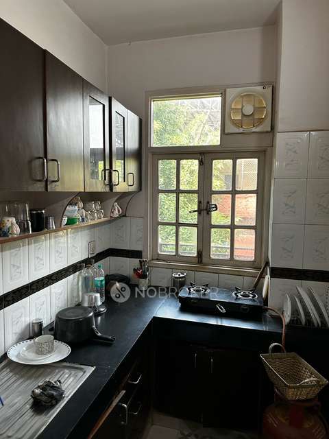 PG for Girls in Patel Nagar