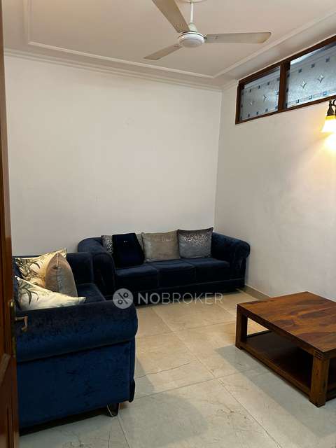 PG for Girls in Patel Nagar