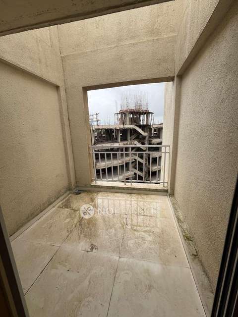 2 BHK Flat In Abhinandan Cloris For Sale  In Kewale