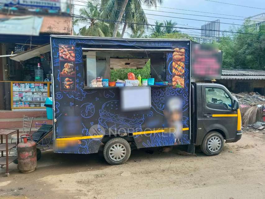 Restaurant/Cafe in Perungudi, Chennai for Rent 