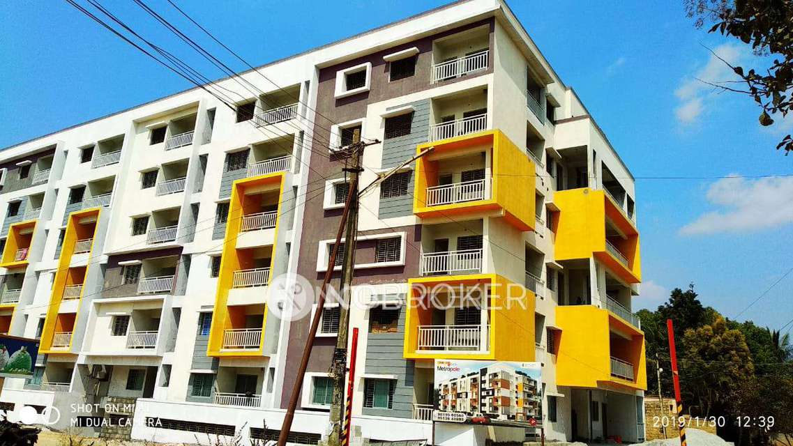 3 BHK Flat In Sriven Raga Metropholo Appartment for Rent  In Vh58+xjx Metropol Apartment, Metropol Apartment, Golahalli, Bengaluru, Karnataka 560108, India