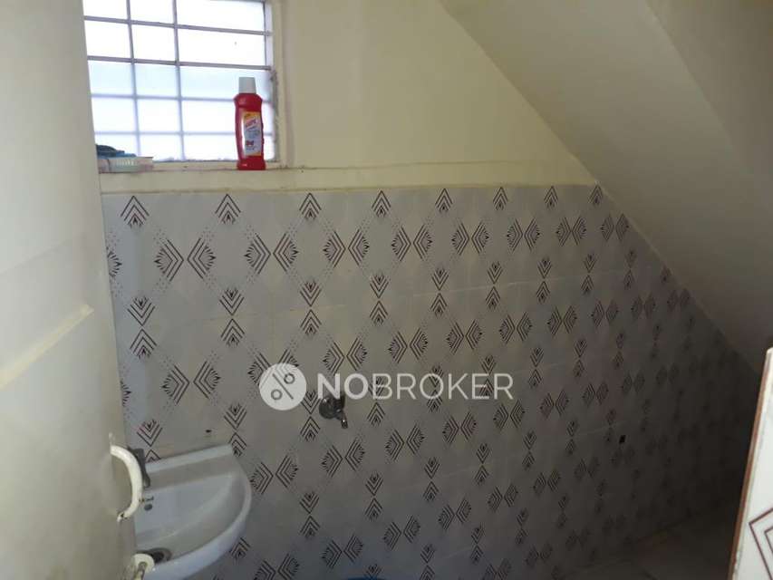 2 BHK Flat In Standalone Buliding For Sale  In Gokula Extension