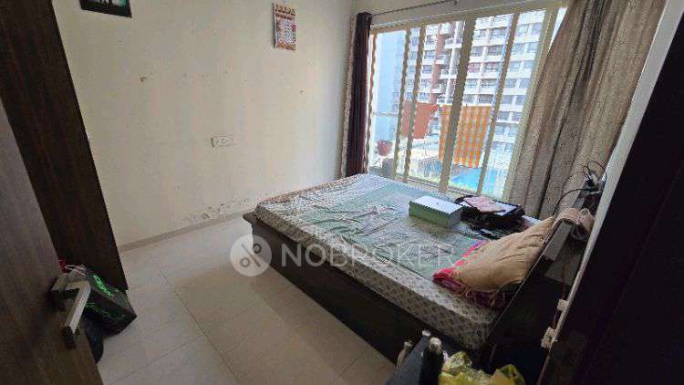 Shared Room for Male In 2 BHK  In Tinsel County Co-operative Housing Society In Pimpri-chinchwad,