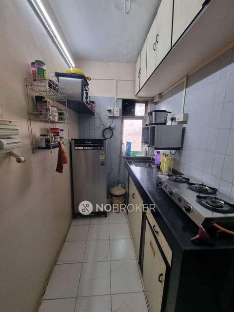 1 BHK Flat In Madinatul Aman Apartments, Lbs Marg For Sale  In Kurla