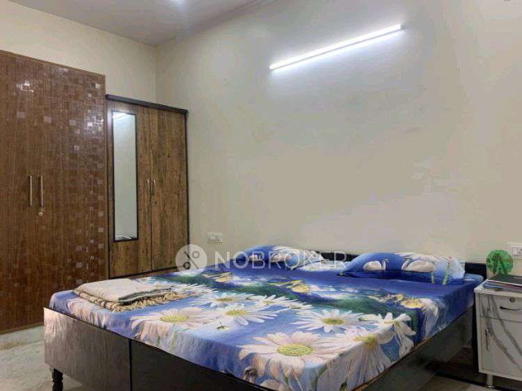 PG for Girls in Sector 144