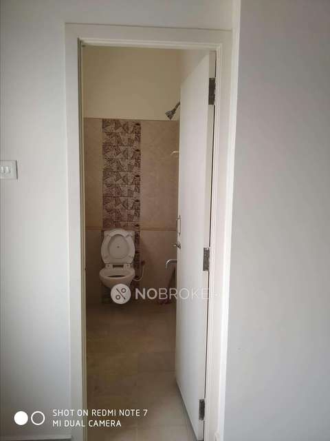 2 BHK Flat In Dwarak  Chaman For Sale  In Medavakkam