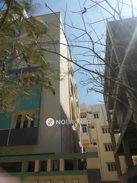 PG for Girls in Hafeezpet