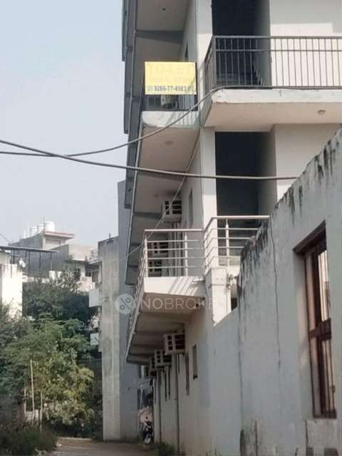 1 RK House for Rent  In Sector 38