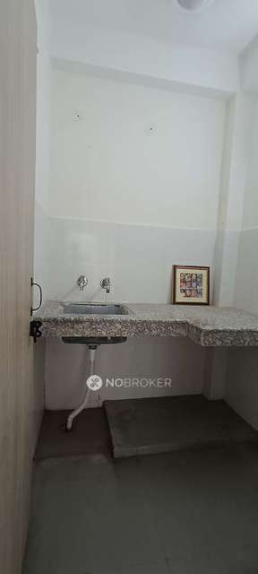 Commercial Property in Sector 52, Noida for sale 