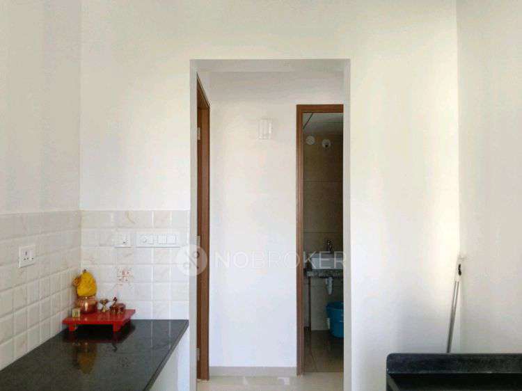 1 BHK Flat In Kalpataru Immensa For Sale  In Thane 