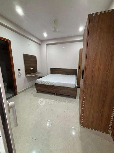 PG for Anyone in  Sector 69