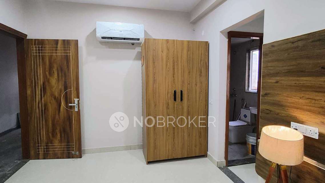 PG for Anyone in  Sector 69