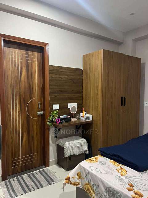 PG for Anyone in  Sector 69