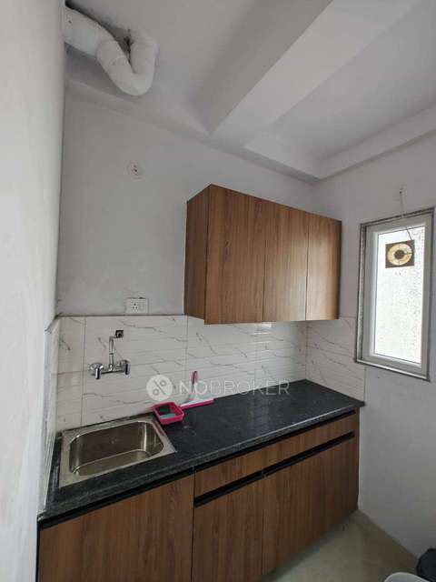 PG for Anyone in  Sector 69