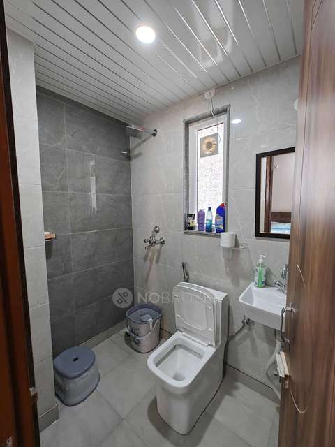 PG for Anyone in  Sector 69