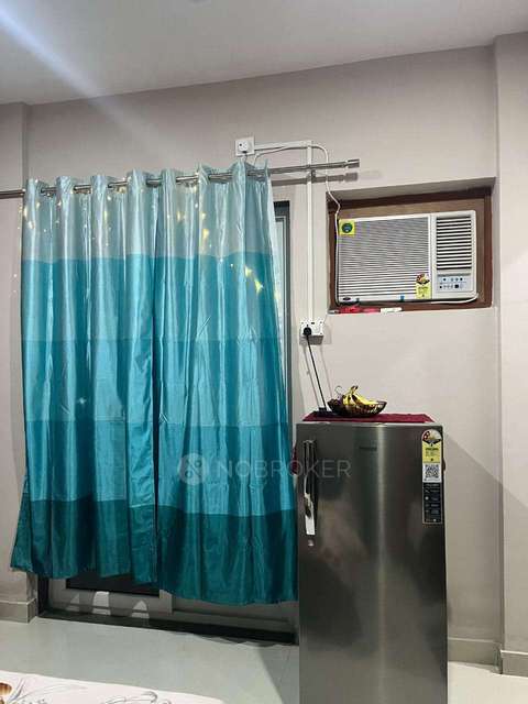 PG for Anyone in  Sector 69