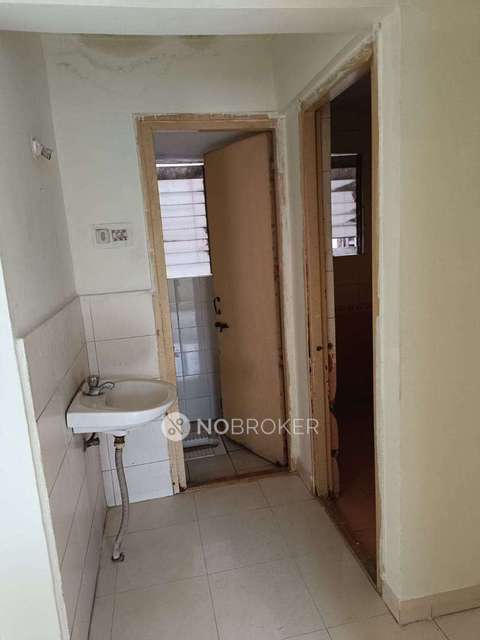 2 BHK Flat In Datta Niwas Housing Society For Sale  In Ambegaon Budruk