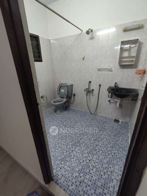 3 BHK Flat In Near Corporation Office, Thiruvanmiyur For Sale  In Thiruvanmiyur Corporation Office And Hospital