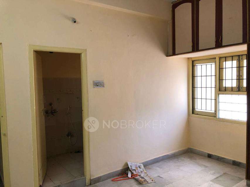 2 BHK Flat In Aarthi Towers For Sale  In Saidabad