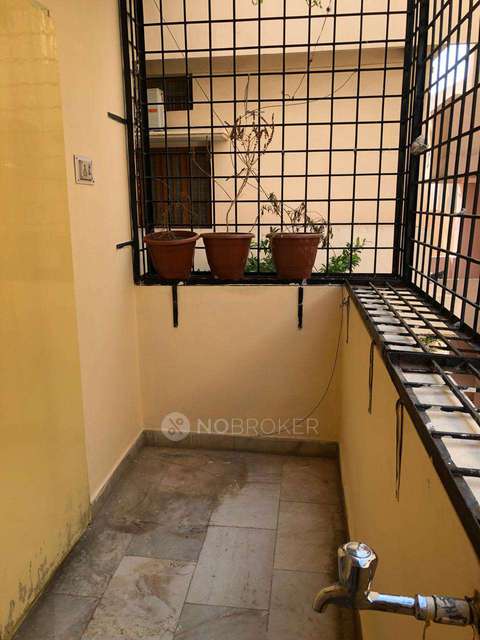 2 BHK Flat In Aarthi Towers For Sale  In Saidabad